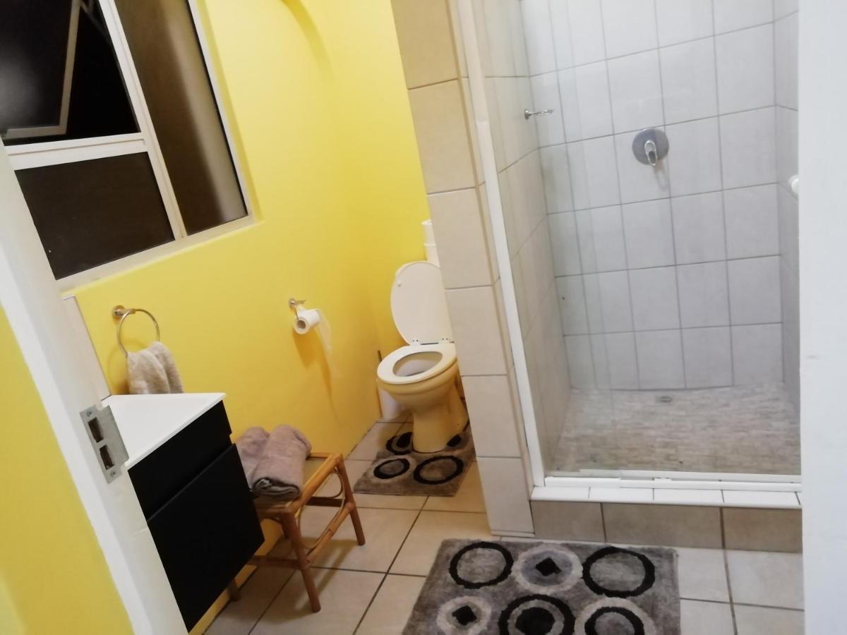 Poolside Guest House Port Shepstone Εξωτερικό φωτογραφία