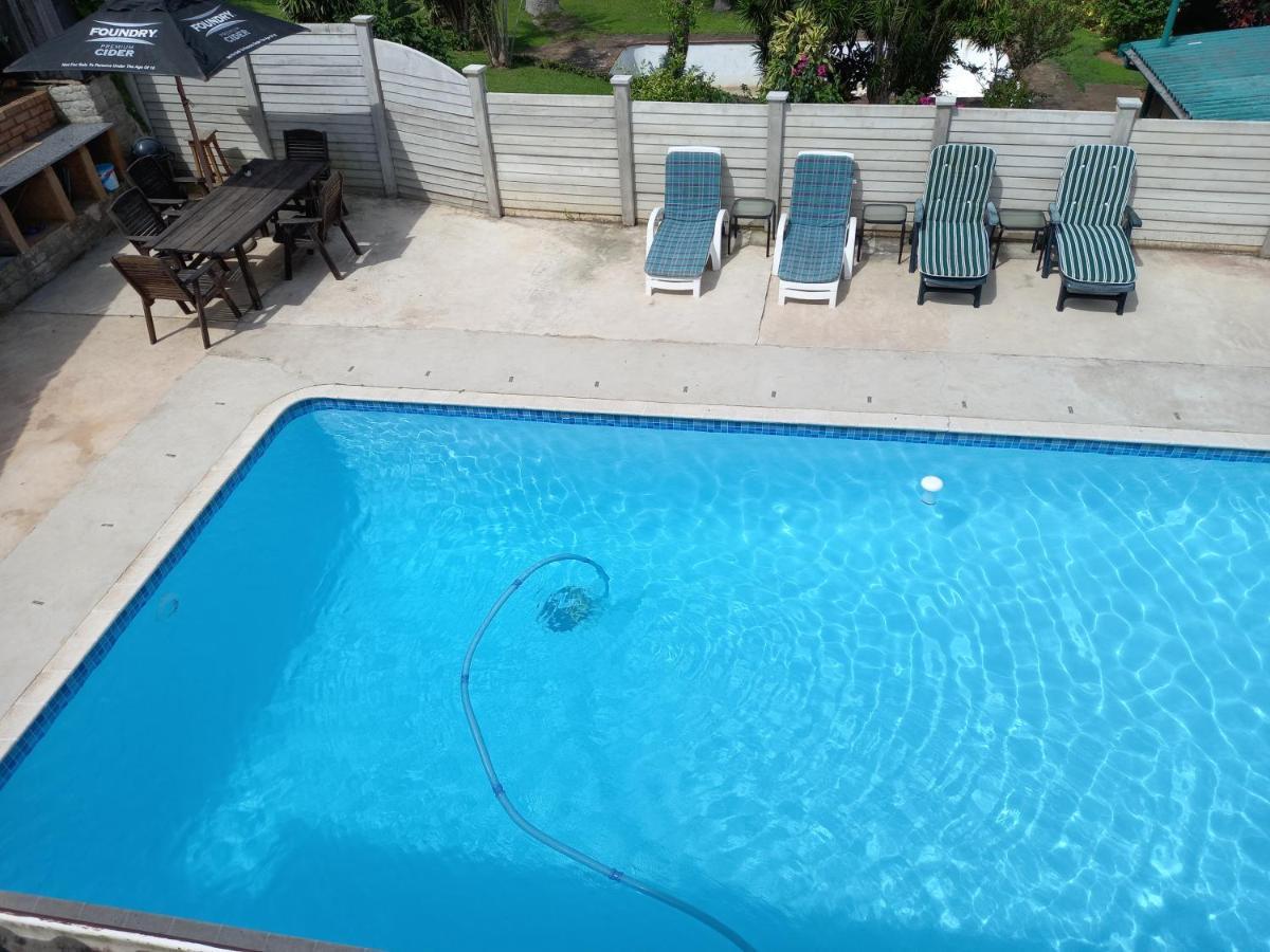 Poolside Guest House Port Shepstone Εξωτερικό φωτογραφία