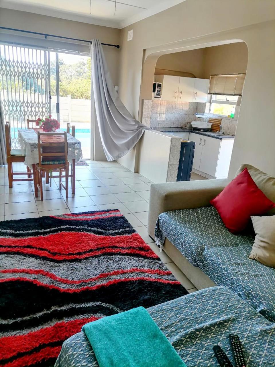 Poolside Guest House Port Shepstone Εξωτερικό φωτογραφία
