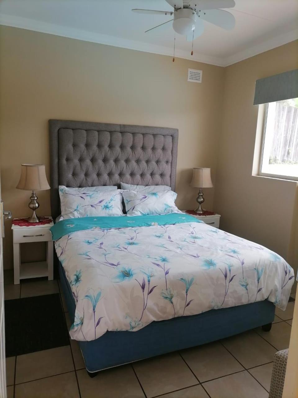 Poolside Guest House Port Shepstone Δωμάτιο φωτογραφία